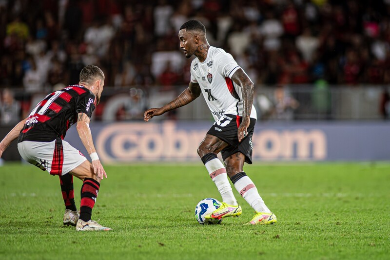 Flamengo vs Vitoria BA - Khẳng định sức mạnh, áp sát ngôi đầu